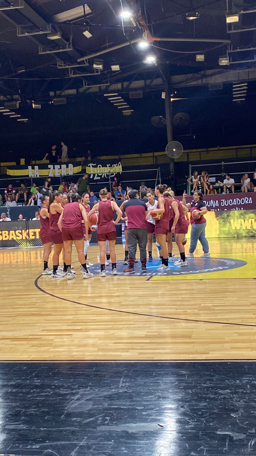 El basquet femenino de Lanús no puedo ante Obras